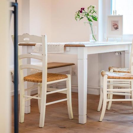 120Qm, Cozy Apartment, Sehr Zentral Am Hbf, 3Sz 科布倫茨 外观 照片